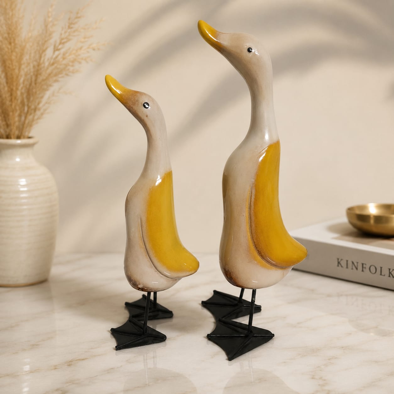 Elegant Goose Shaped Decorative Figurines (2 Sizes)